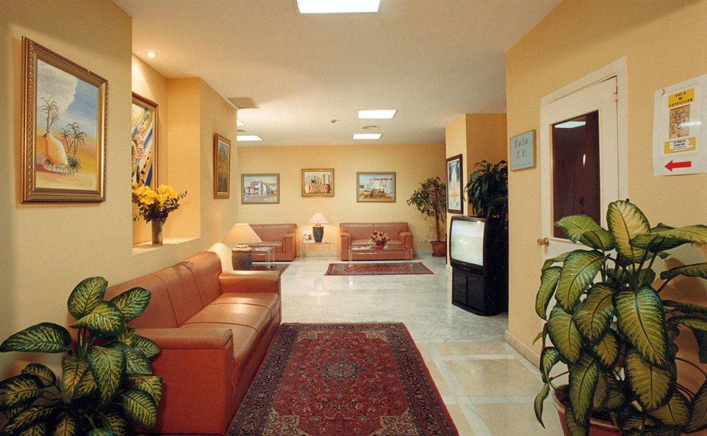 Aparthotel Ona 3*